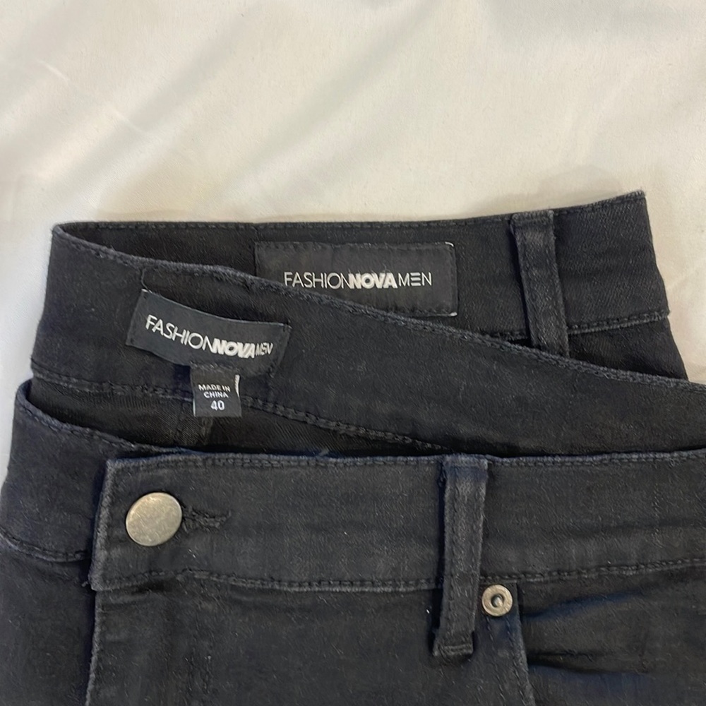 ❌SOLD❌Fashion Nova Carter Side Striped Skinny Jean - Picture 2 of 9